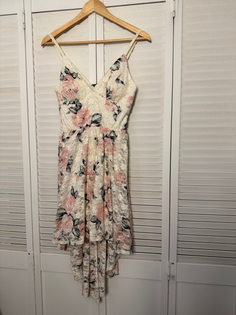 Floral Lace High-Low Sundress in Blush and Cream